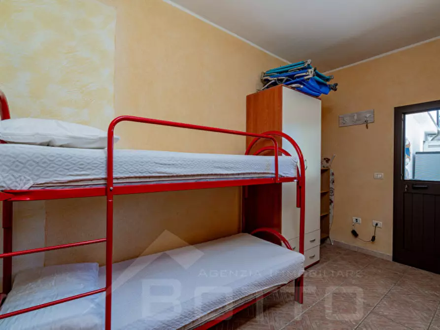 Immagine 13 di Appartamento in vendita  a San Teodoro