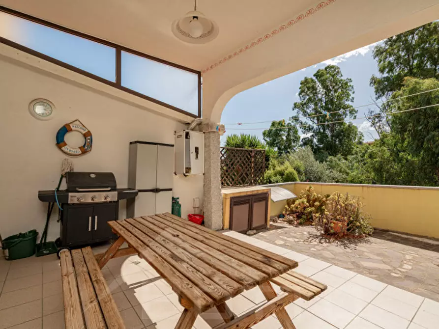 Immagine 16 di Appartamento in vendita  a San Teodoro