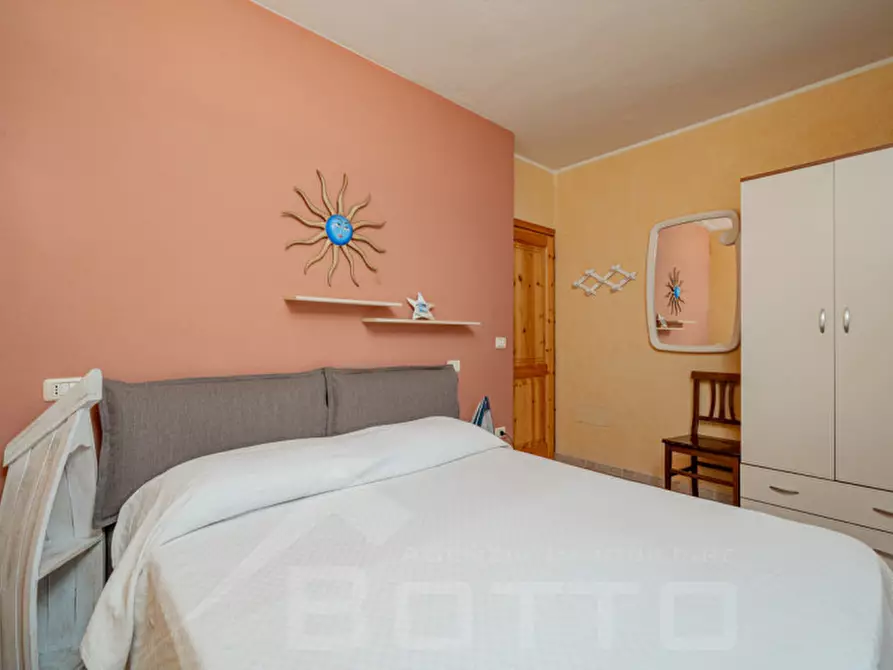 Immagine 20 di Appartamento in vendita  a San Teodoro