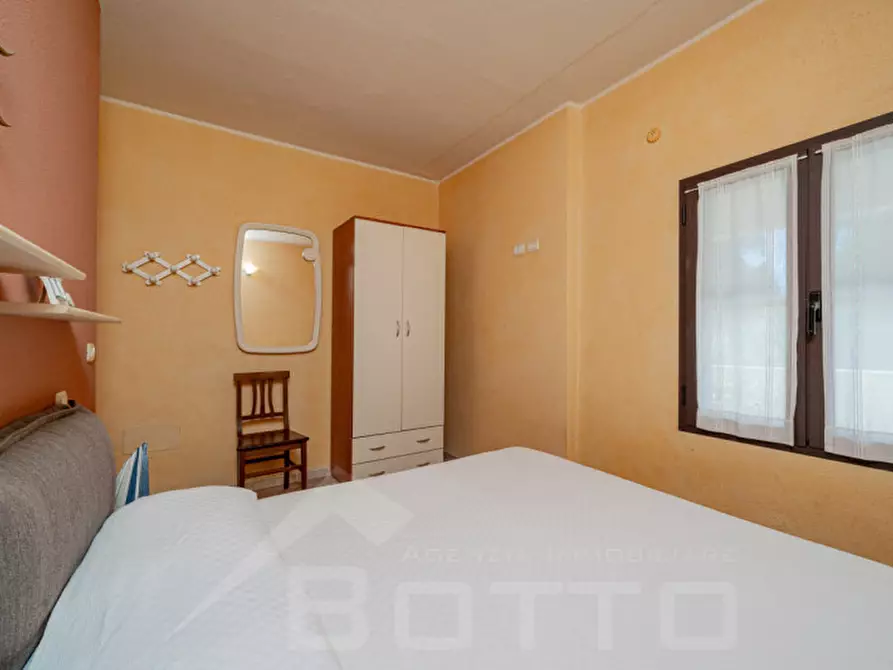 Immagine 21 di Appartamento in vendita  a San Teodoro