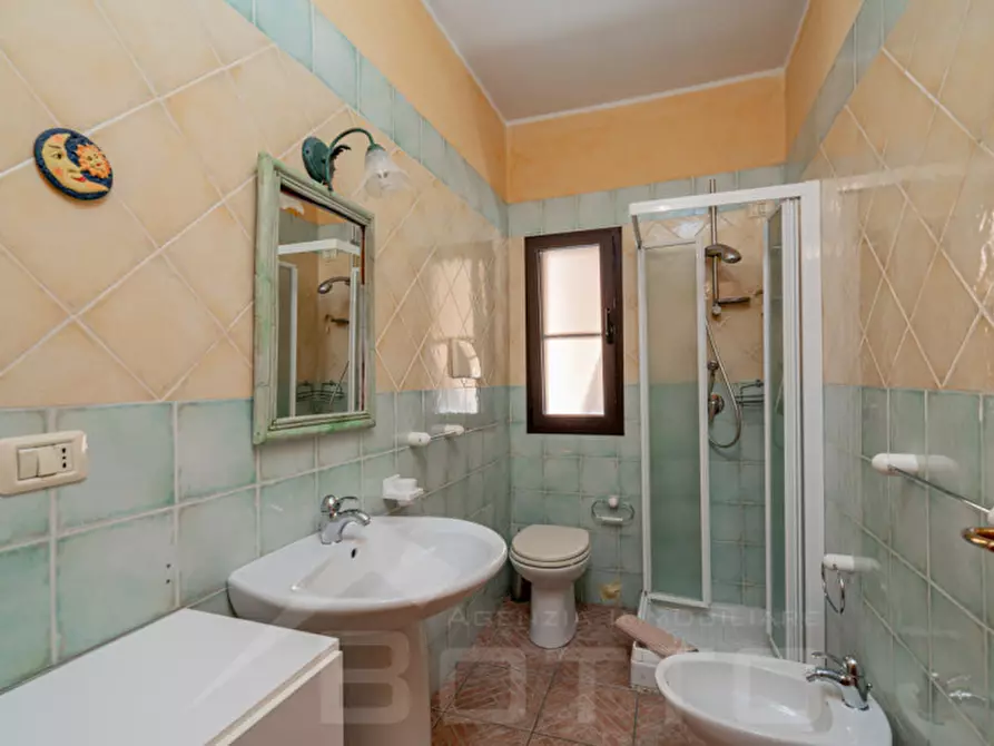 Immagine 22 di Appartamento in vendita  a San Teodoro