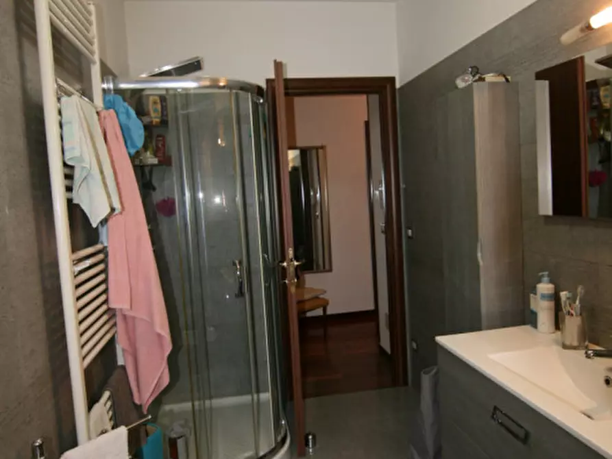 Immagine 18 di Villetta a schiera in vendita  a Sinalunga