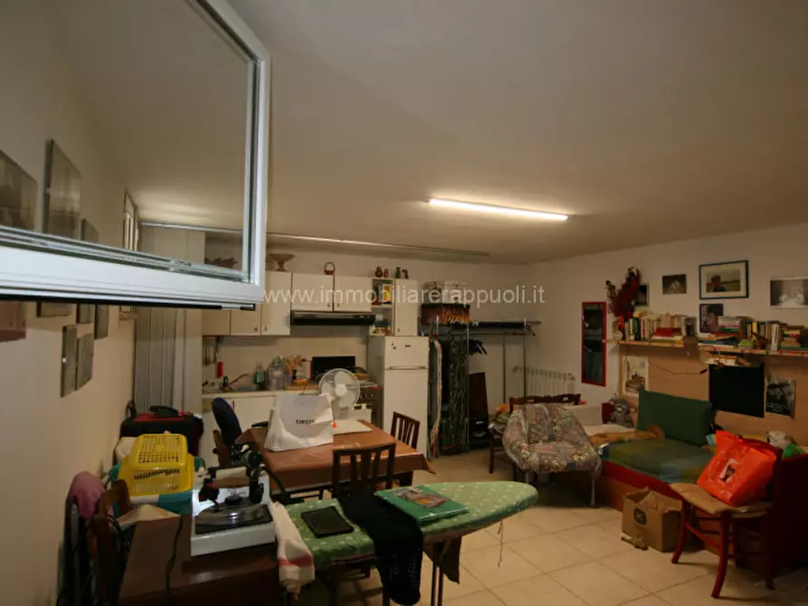 Immagine 31 di Villetta a schiera in vendita  a Sinalunga