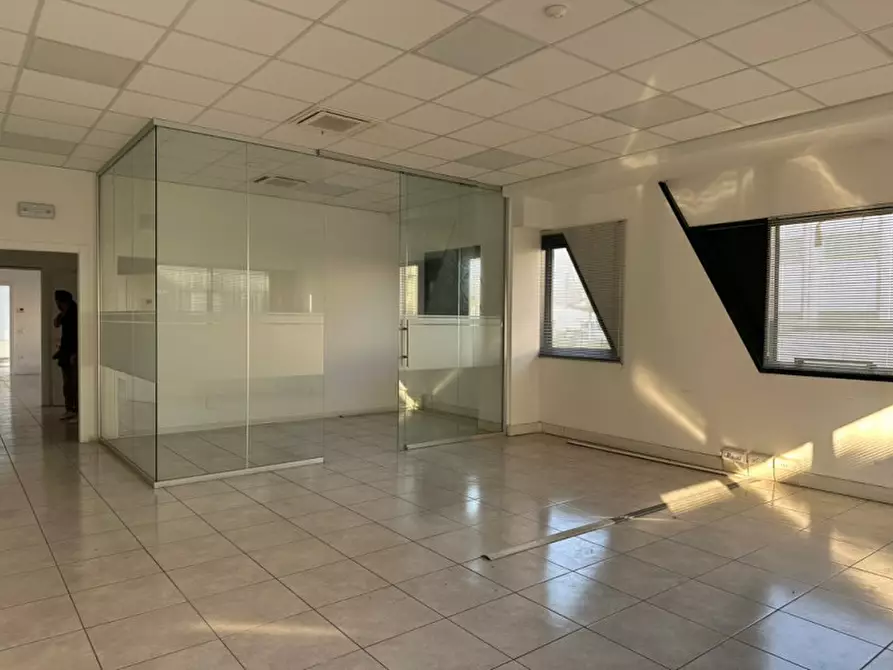 Immagine 1 di Capannone industriale in vendita  a Zola Predosa