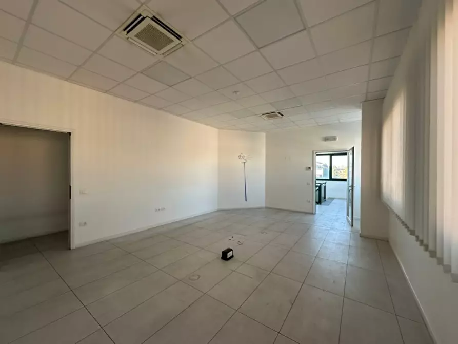 Immagine 7 di Capannone industriale in vendita  a Zola Predosa