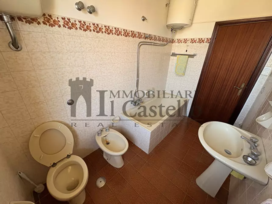 Immagine 15 di Appartamento in vendita  in Via Dante Lombroni a Città Della Pieve