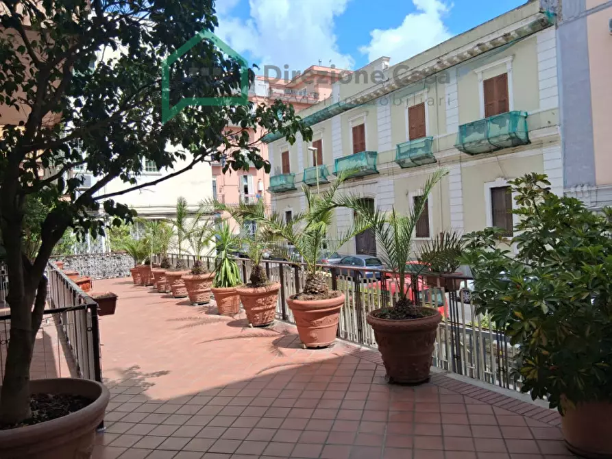 Immagine 1 di Appartamento in vendita  in Via Macedonia melloni a Napoli