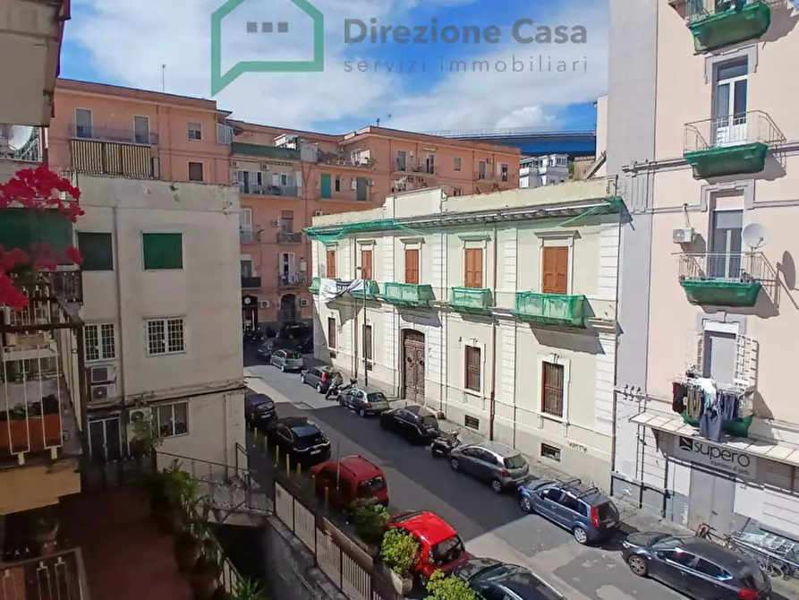 Immagine 21 di Appartamento in vendita  in Via Macedonia melloni a Napoli
