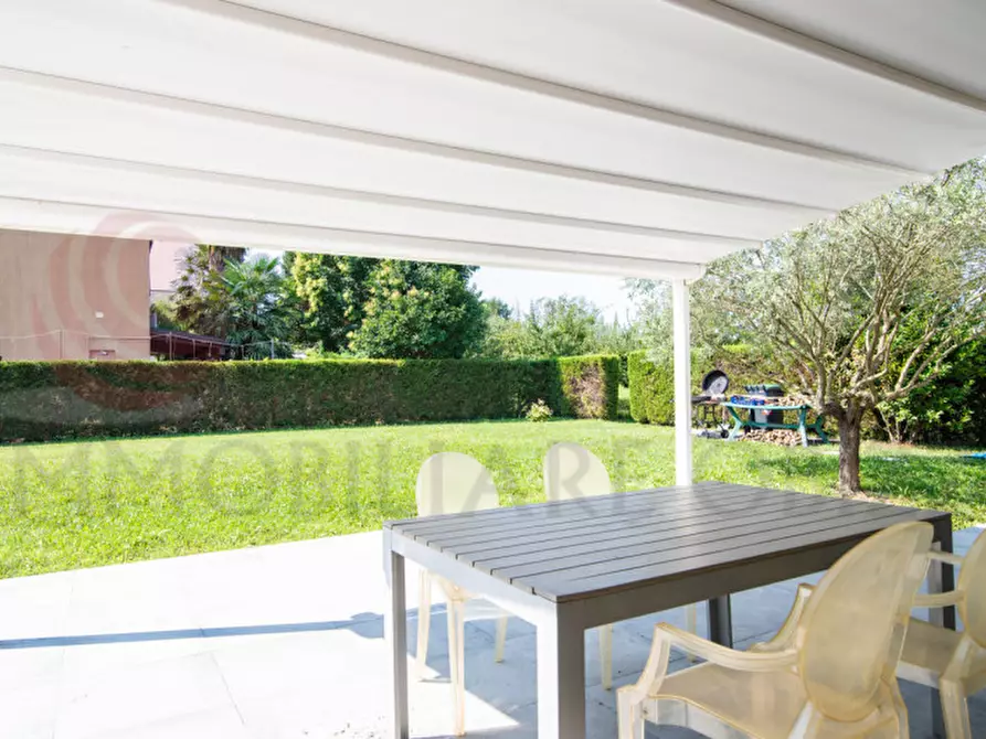 Immagine 15 di Villa in vendita  in Via Antonio Cantele a Padova