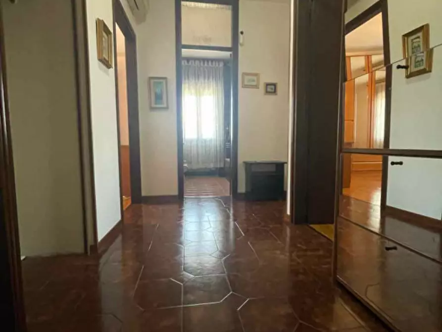 Immagine 10 di Appartamento in vendita  in viale de la comina a Pordenone