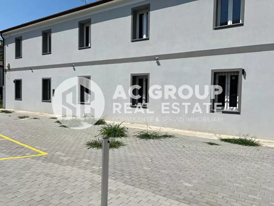 Immagine 4 di Appartamento in vendita  in Via Padre Luigi Sampietro a Saronno