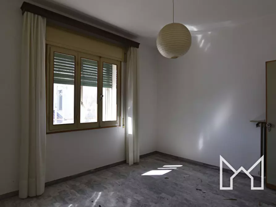 Immagine 22 di Palazzo in vendita  a Bassano Del Grappa