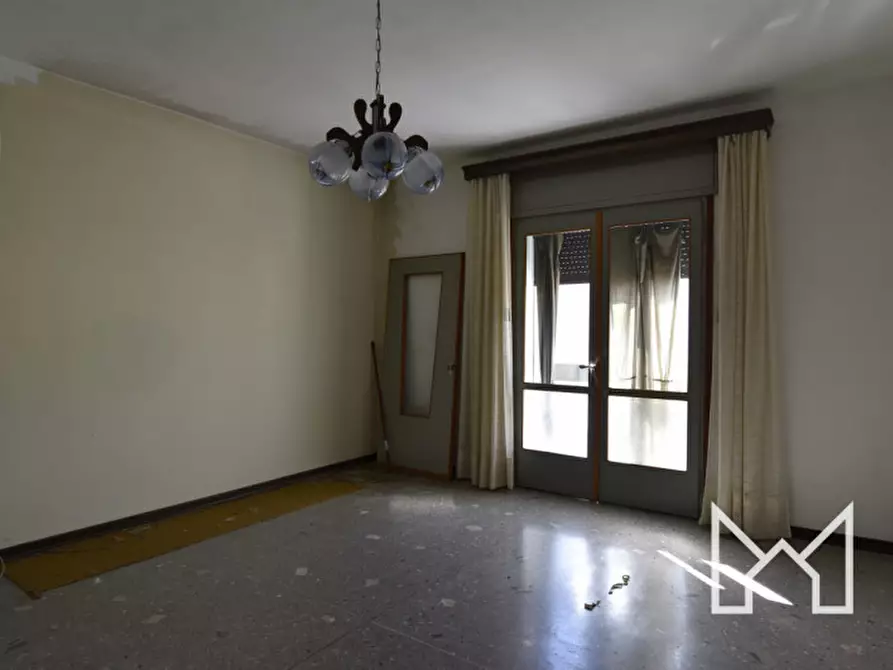 Immagine 26 di Palazzo in vendita  a Bassano Del Grappa