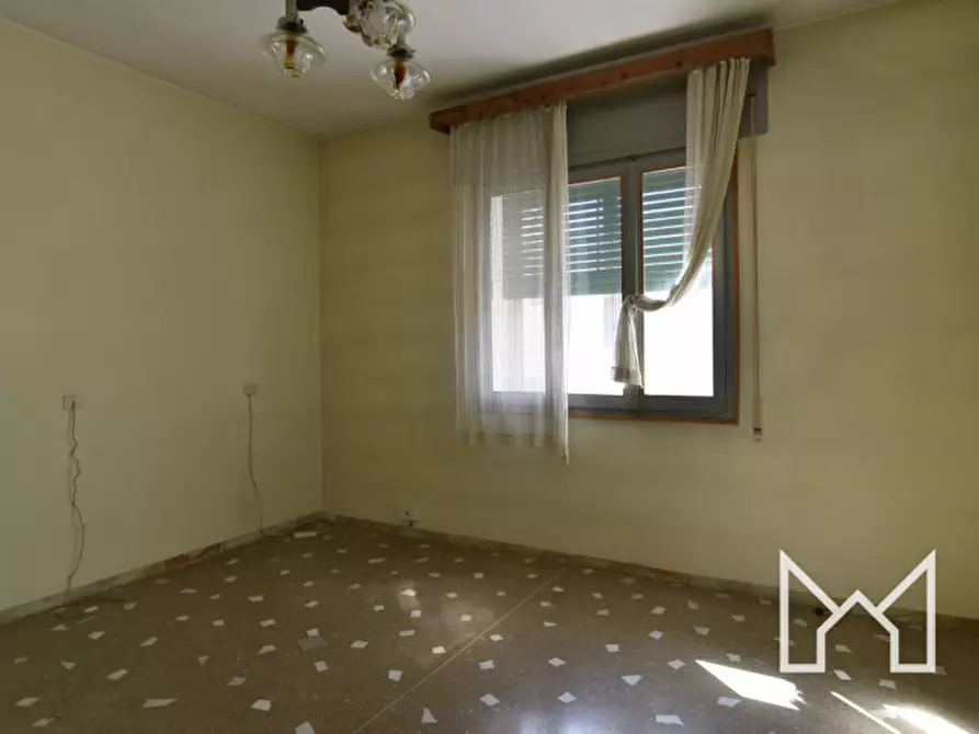 Immagine 28 di Palazzo in vendita  a Bassano Del Grappa