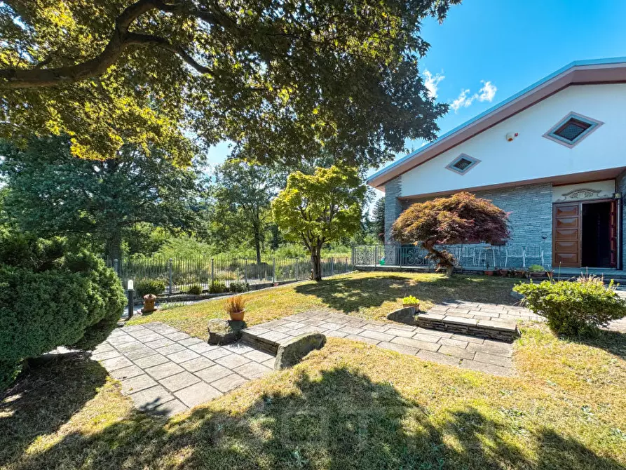 Immagine 30 di Villa in vendita  in via insorte 46 a Gozzano