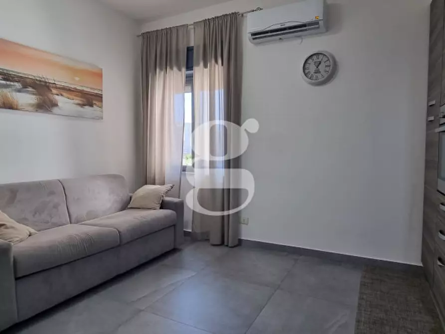 Immagine 3 di Appartamento in vendita  in VIALE ANTONIO GRAMSCI, N°2 a Milazzo