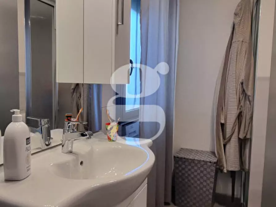 Immagine 9 di Appartamento in vendita  in VIALE ANTONIO GRAMSCI, N°2 a Milazzo