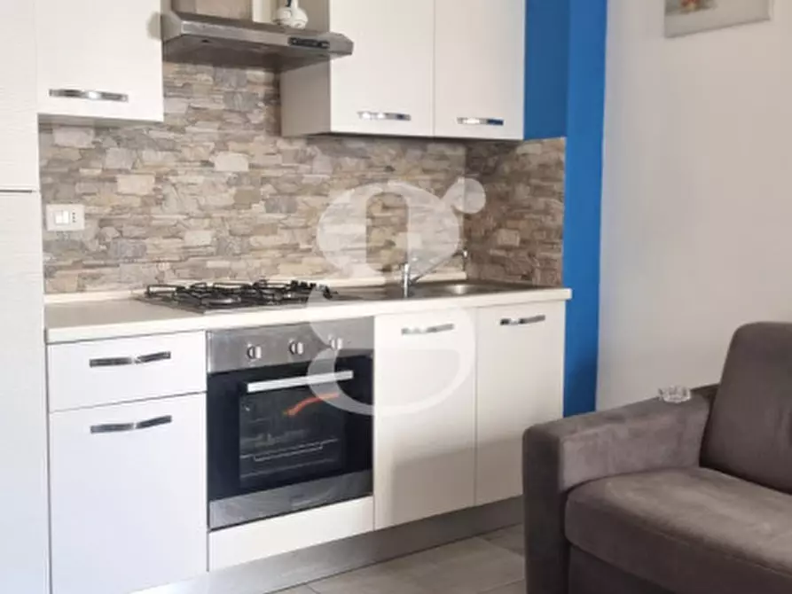 Immagine 15 di Appartamento in vendita  in VIALE ANTONIO GRAMSCI, N°2 a Milazzo