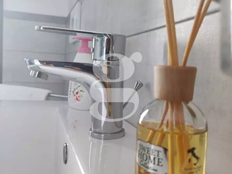 Immagine 22 di Appartamento in vendita  in VIALE ANTONIO GRAMSCI, N°2 a Milazzo