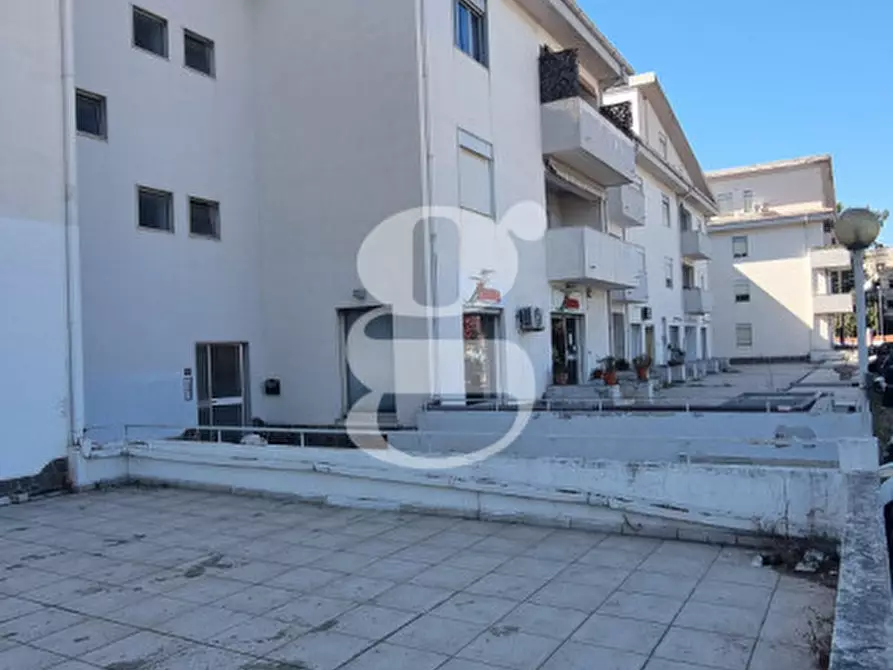 Immagine 27 di Appartamento in vendita  in VIALE ANTONIO GRAMSCI, N°2 a Milazzo