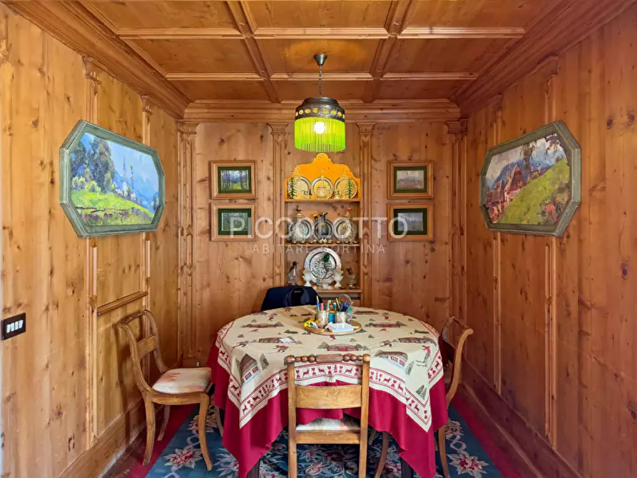 Immagine 11 di Appartamento in vendita  in Località Doneà a Cortina D'ampezzo