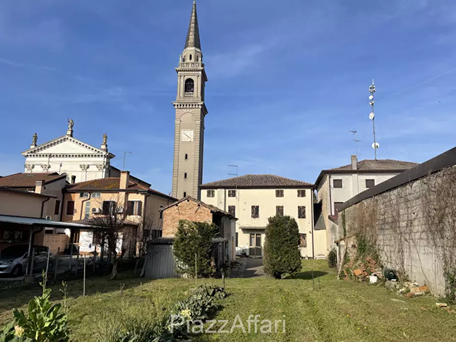 Immagine 5 di Palazzo in vendita  in Brugine - Campagnola a Brugine
