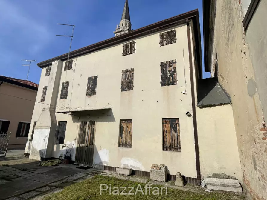 Immagine 17 di Palazzo in vendita  in Brugine - Campagnola a Brugine
