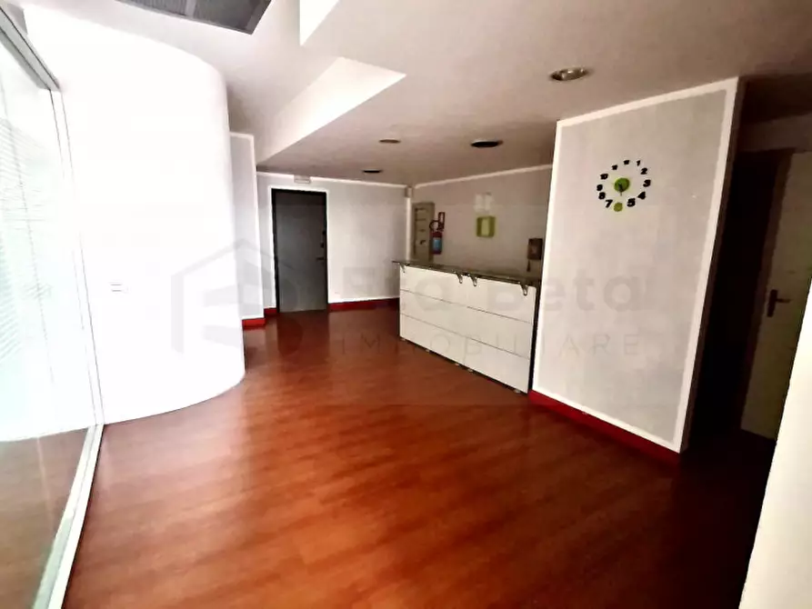 Immagine 1 di Ufficio in vendita  in Via dei Ronchi a Padova