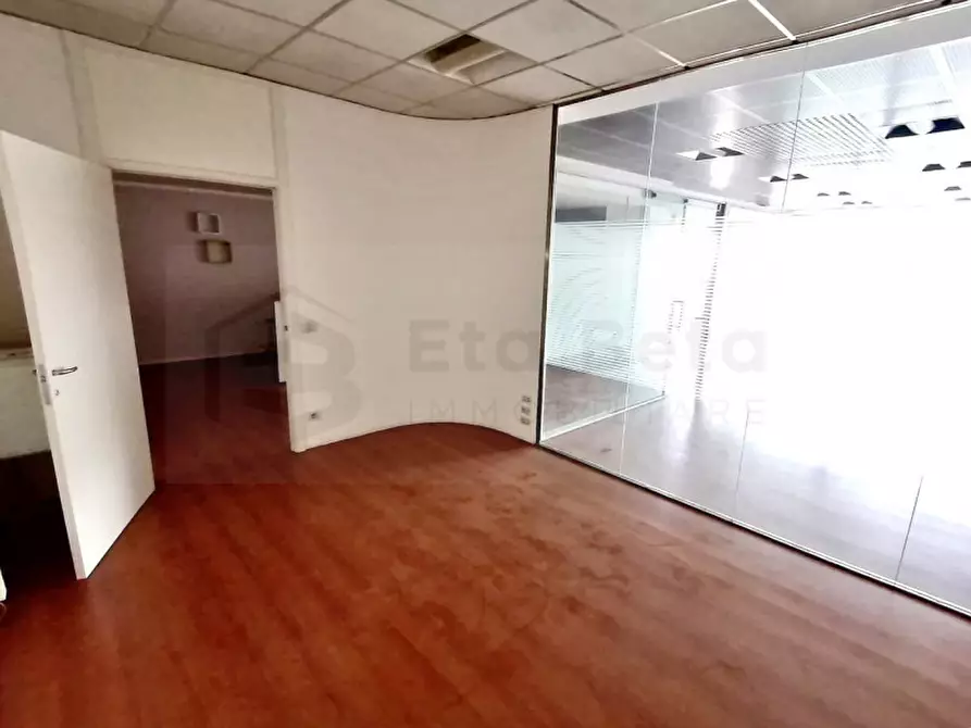 Immagine 9 di Ufficio in vendita  in Via dei Ronchi a Padova