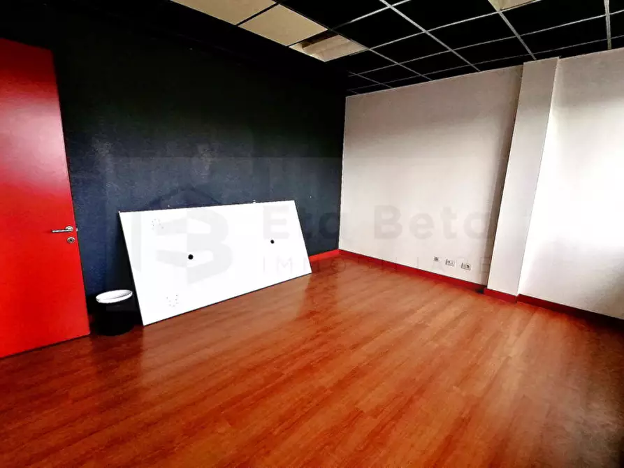 Immagine 13 di Ufficio in vendita  in Via dei Ronchi a Padova