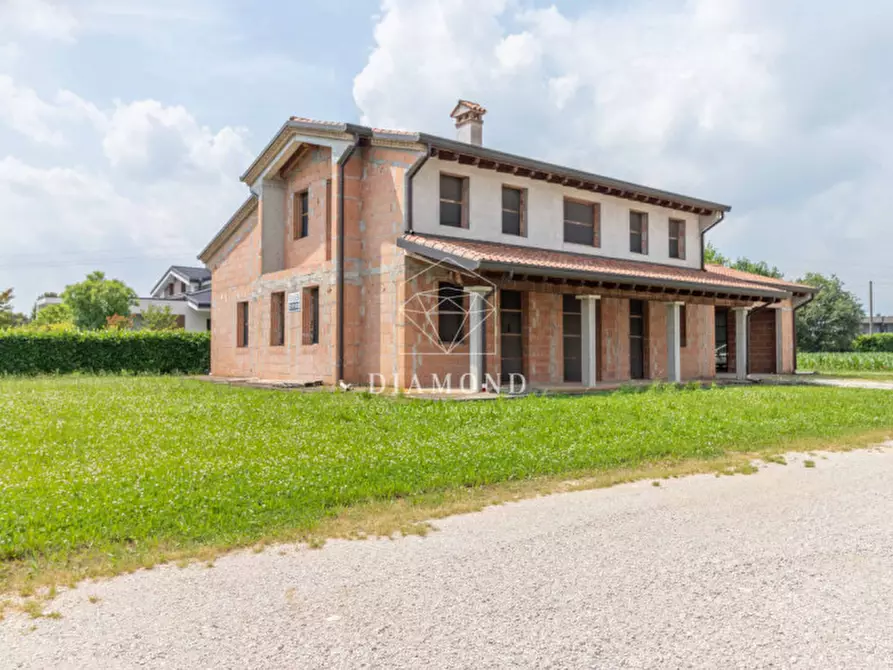 Immagine 4 di Casa indipendente in vendita  in Via San Michele a Altivole