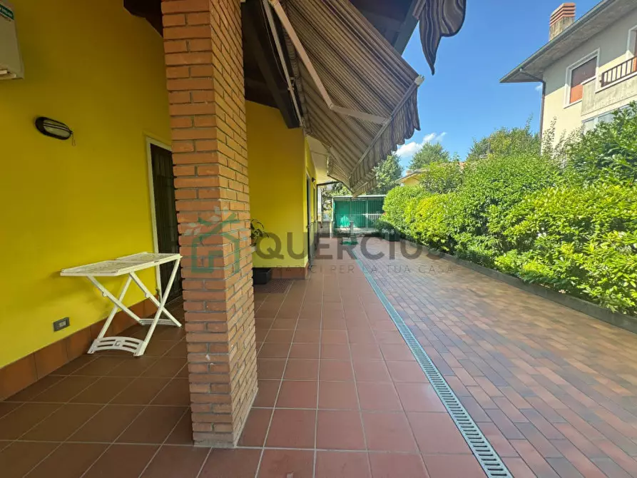 Immagine 12 di Villa in vendita  in Viale della Libertà a Caldiero