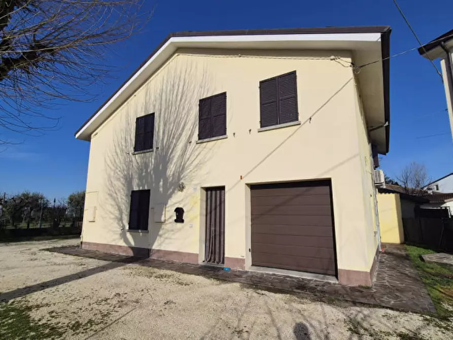 Immagine 1 di Casa indipendente in vendita  in Via Giacomo Matteotti a San Possidonio