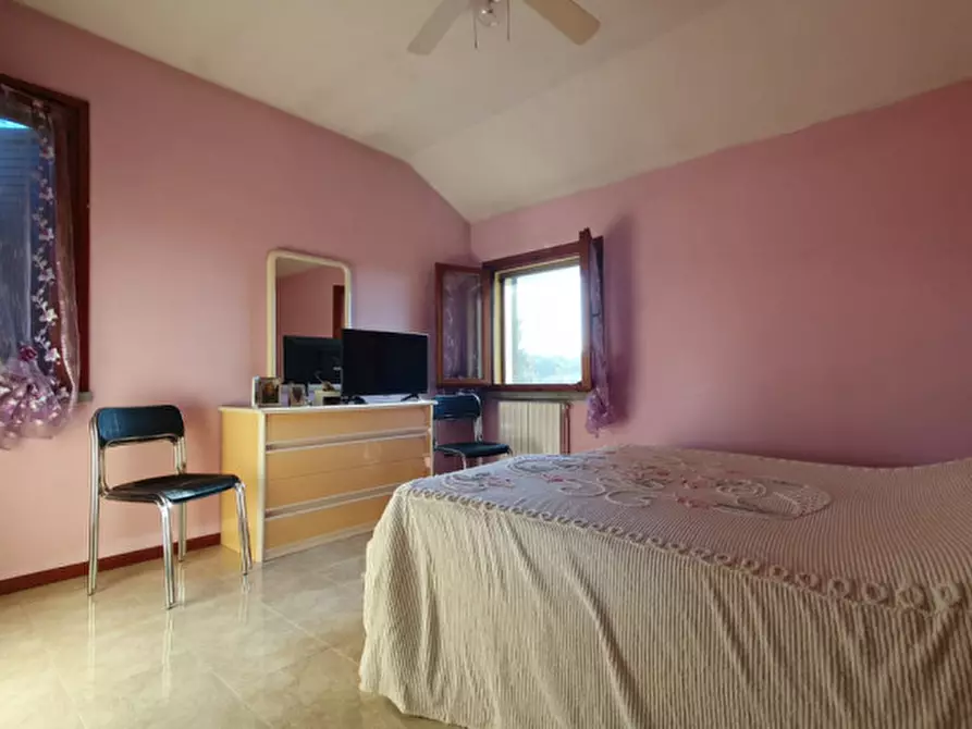 Immagine 9 di Casa indipendente in vendita  in Via Giacomo Matteotti a San Possidonio