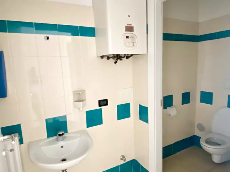 Immagine 7 di Negozio in affitto  in via Papa Sarto 13 a Vedelago