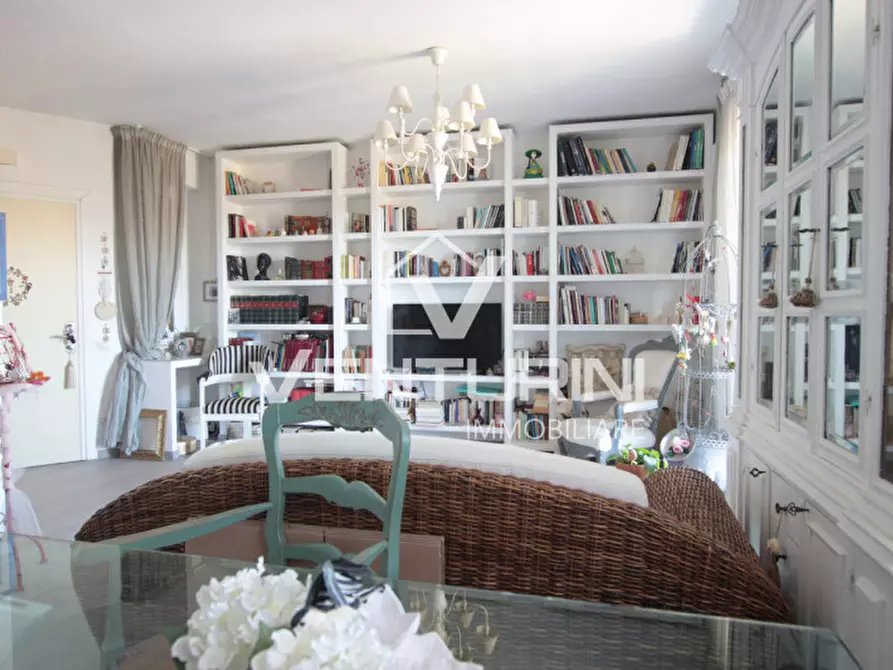 Immagine 3 di Villetta a schiera in vendita  in Via Mar della Cina, 179 a Roma