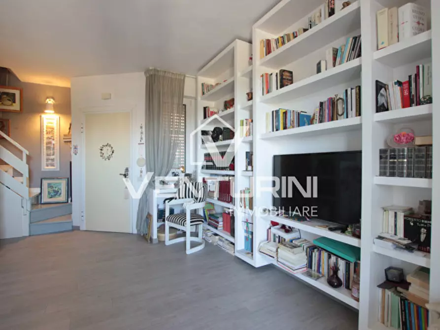 Immagine 4 di Villetta a schiera in vendita  in Via Mar della Cina, 179 a Roma