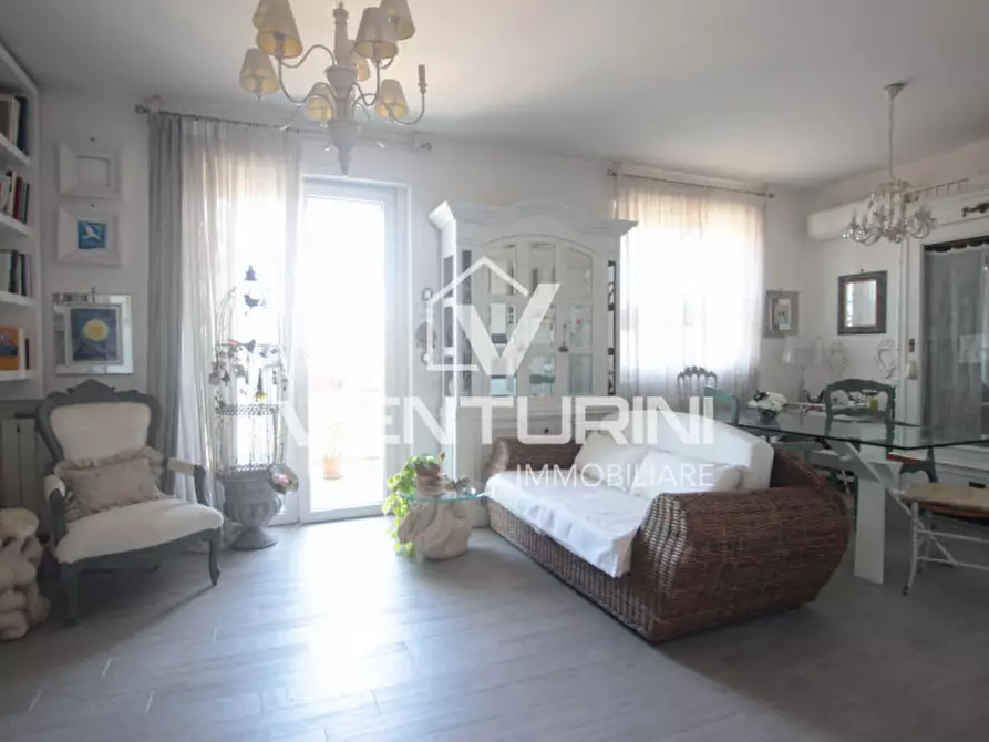 Immagine 7 di Villetta a schiera in vendita  in Via Mar della Cina, 179 a Roma