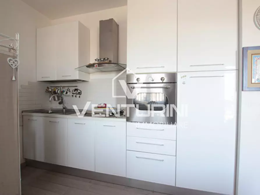 Immagine 9 di Villetta a schiera in vendita  in Via Mar della Cina, 179 a Roma