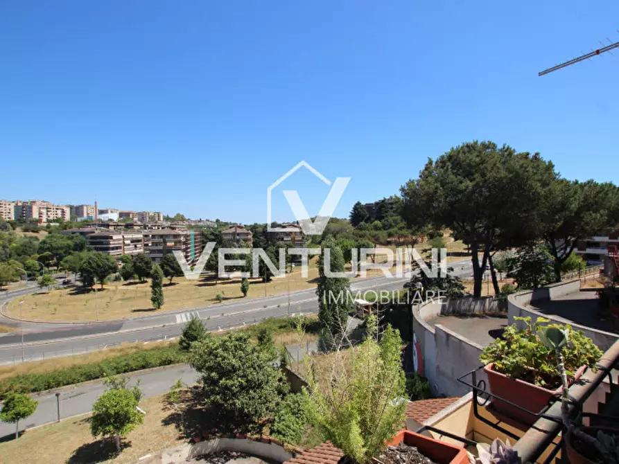 Immagine 31 di Villetta a schiera in vendita  in Via Mar della Cina, 179 a Roma