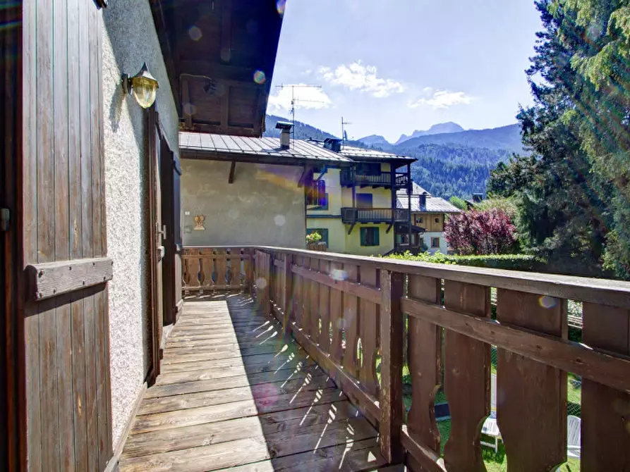 Immagine 7 di Casa indipendente in vendita  in Piazza San Gerolamo, 18 a Pinzolo