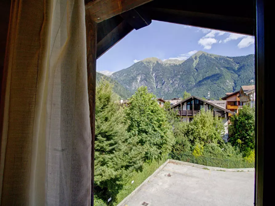 Immagine 15 di Casa indipendente in vendita  in Piazza San Gerolamo, 18 a Pinzolo