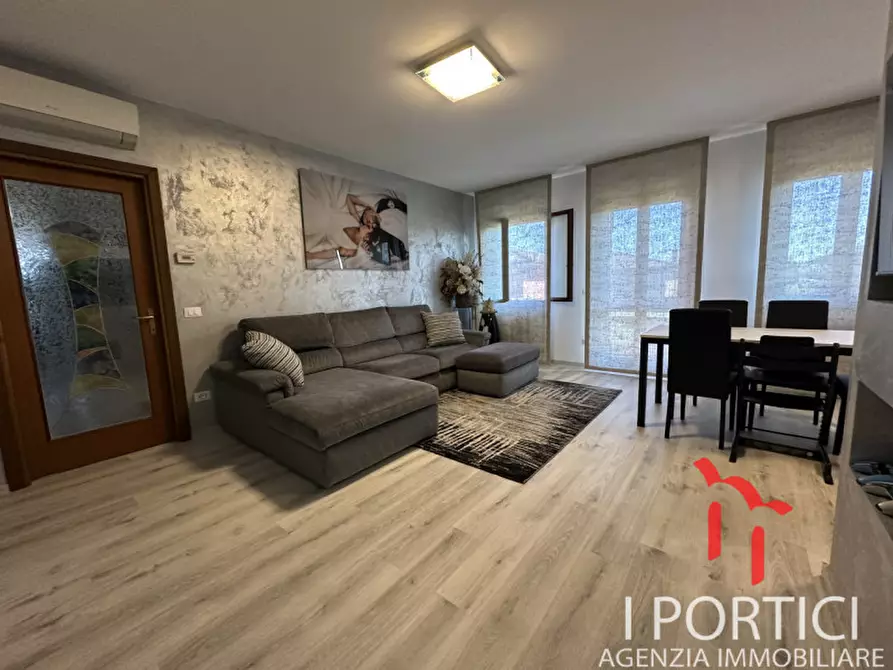 Immagine 5 di Appartamento in vendita  in Via Onaro a Scorzè