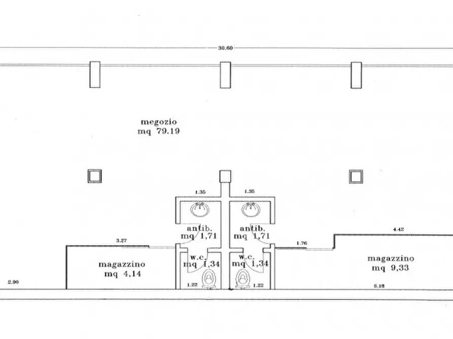 Immagine 15 di Negozio in vendita  in Strada Canizzano a Treviso