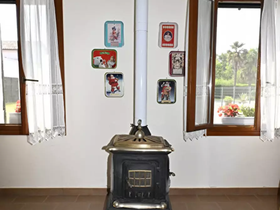 Immagine 8 di Rustico / casale in vendita  a Agna