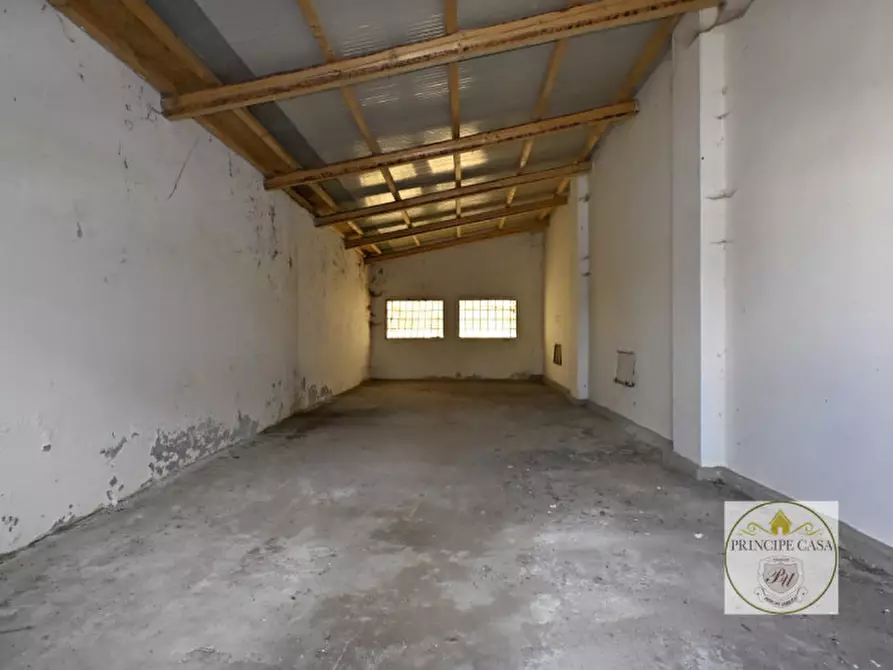 Immagine 27 di Rustico / casale in vendita  a Agna