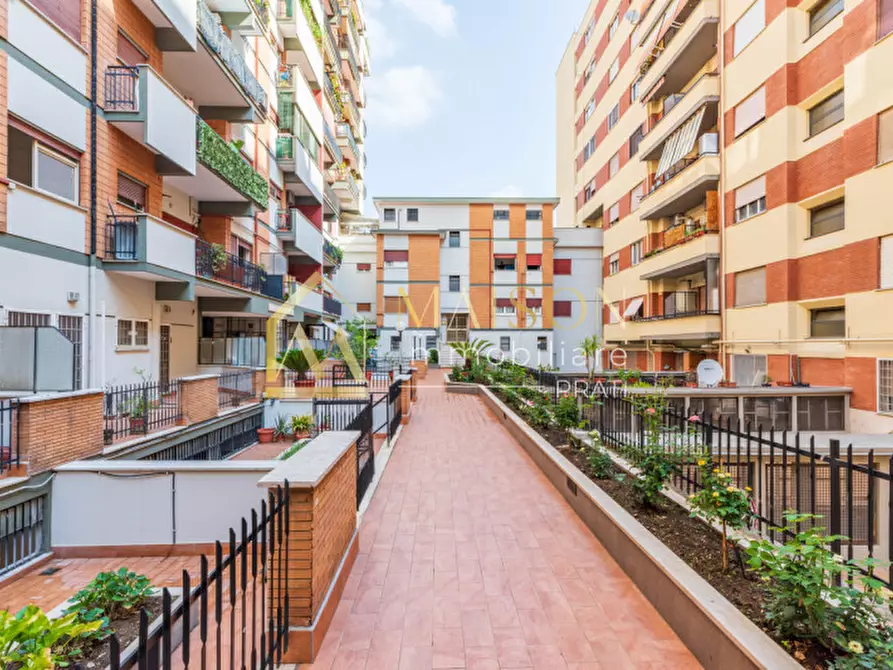 Immagine 36 di Appartamento in vendita  in Via Prenestina a Roma