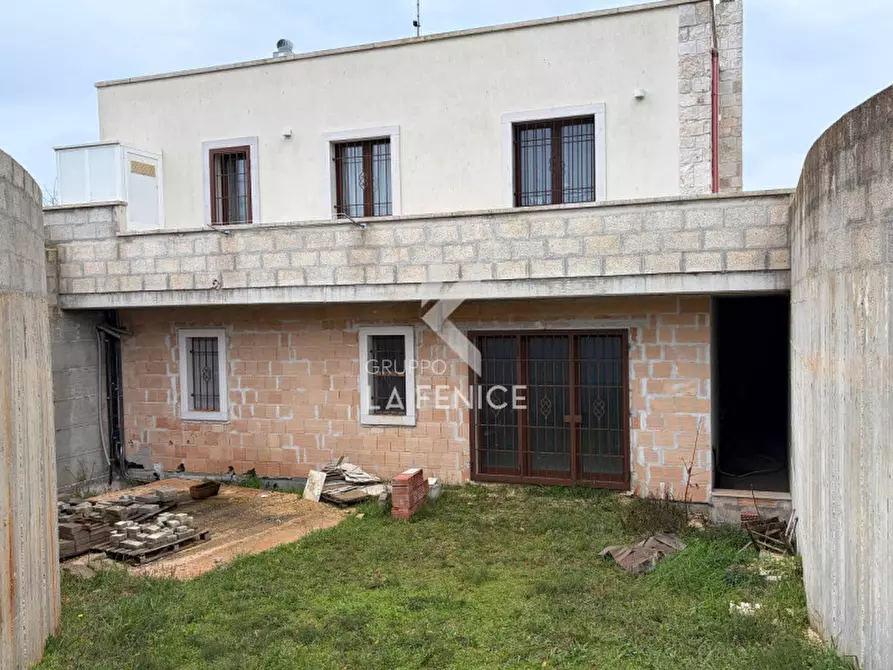 Immagine 40 di Villa in vendita  in Strada Martina Franca - Alberobello a Martina Franca