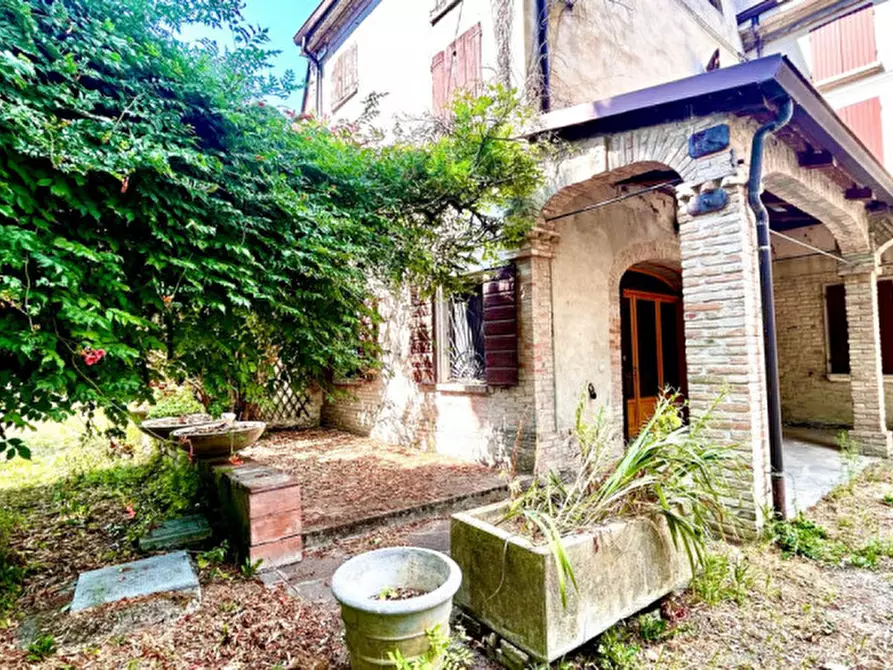 Immagine 5 di Casa bifamiliare in vendita  in Via di Sotto a Cavezzo