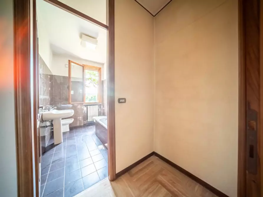 Immagine 7 di Casa indipendente in vendita  in Via Enrico Forlanini a Parma